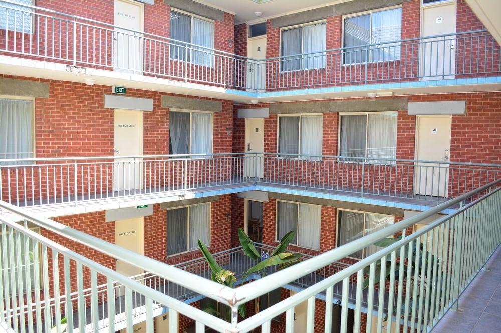 Punt Road Apartment Hotel メルボルン エクステリア 写真