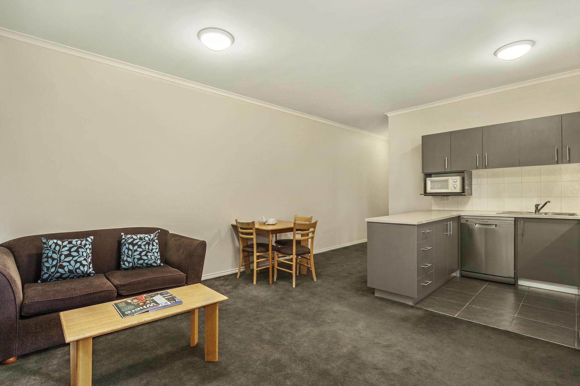 Punt Road Apartment Hotel メルボルン エクステリア 写真